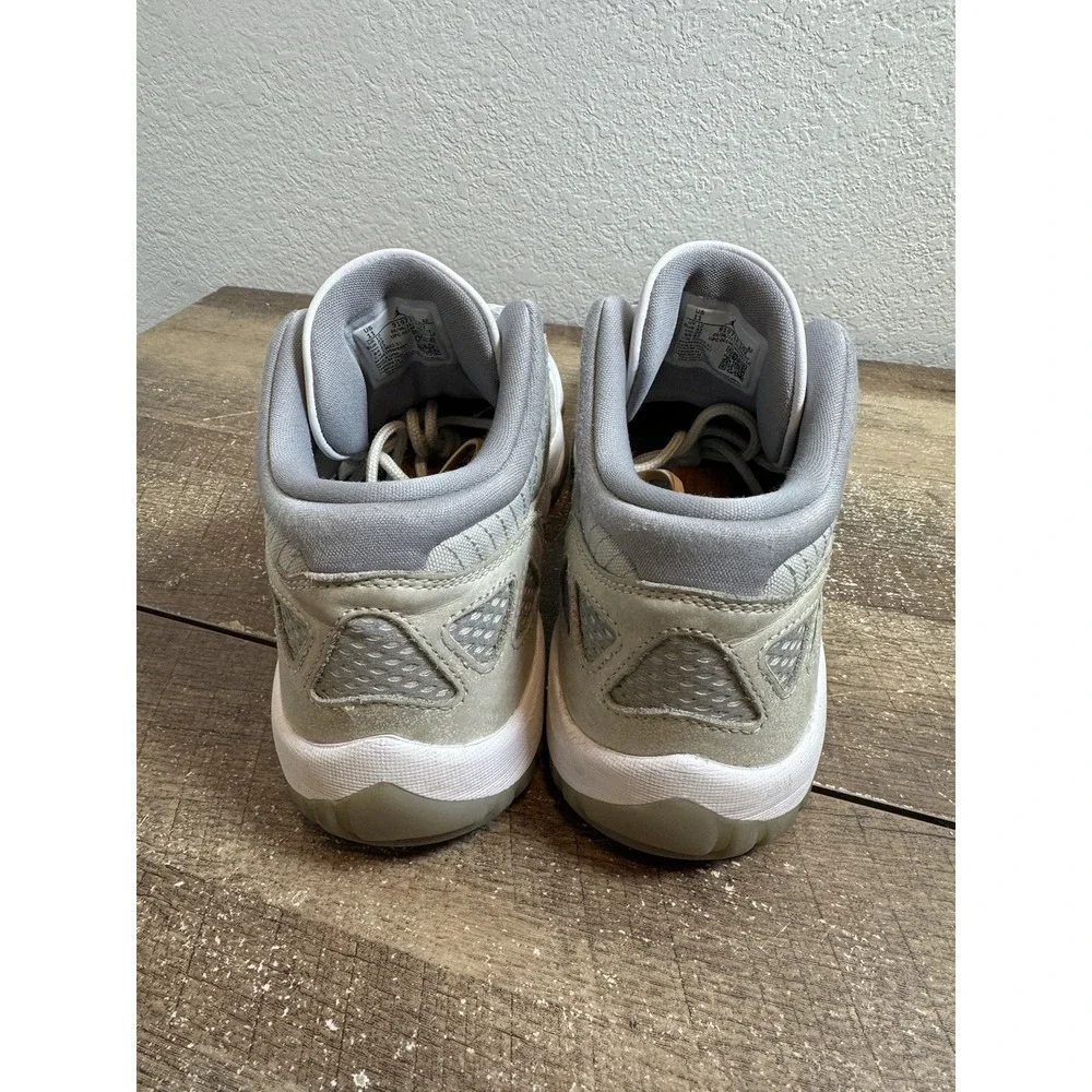 Air Jordan 11 Retro Low IE Light Orewood Brown‎ White 919712-102 Size 11 Shoes